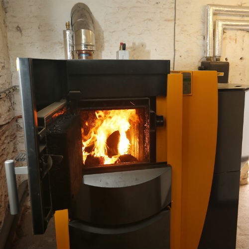 Los 5 mejores consejos para elegir una caldera de biomasa para su hogar€
€